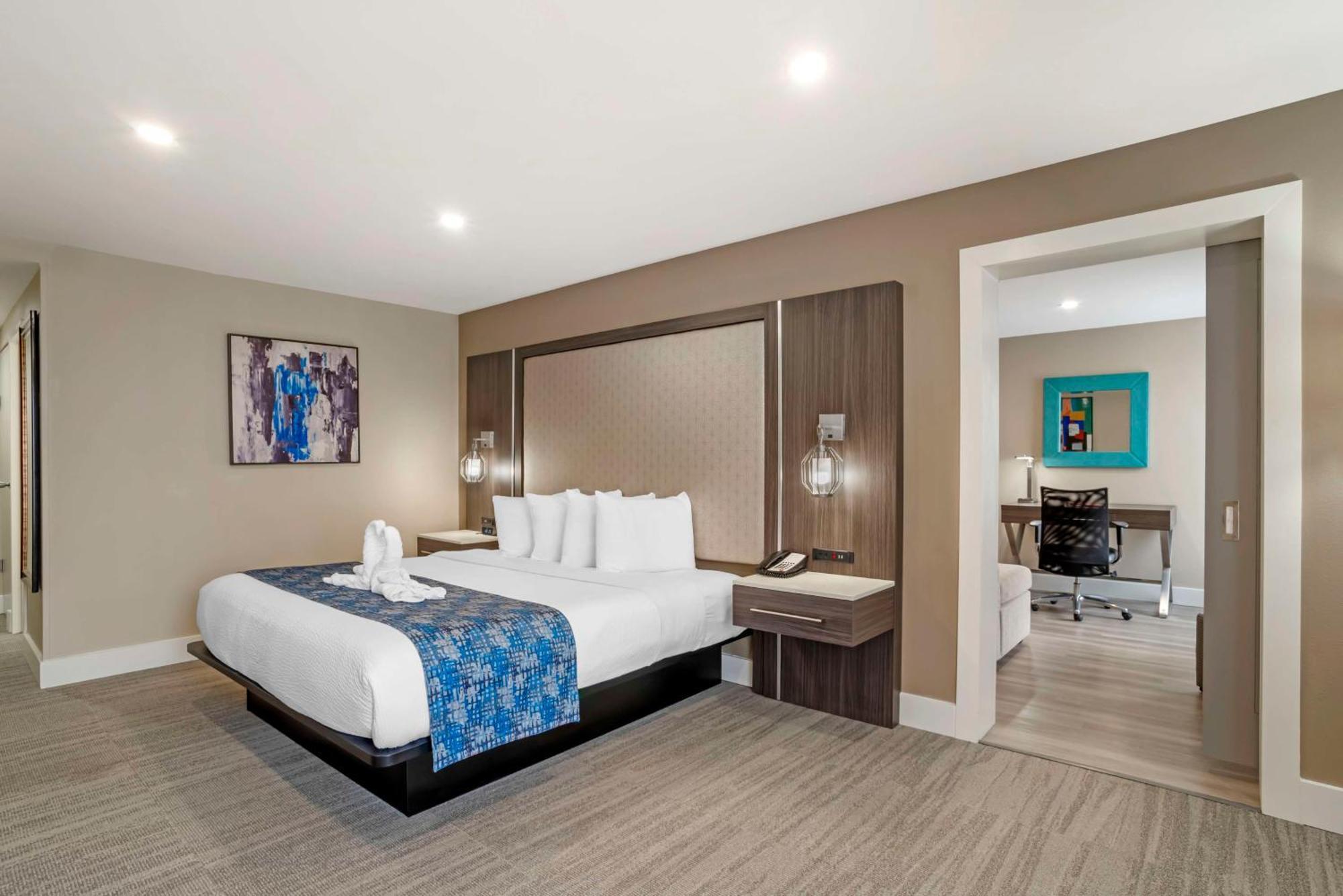Best Western Plus Greenville I-385 Inn & Suites Bagian luar foto