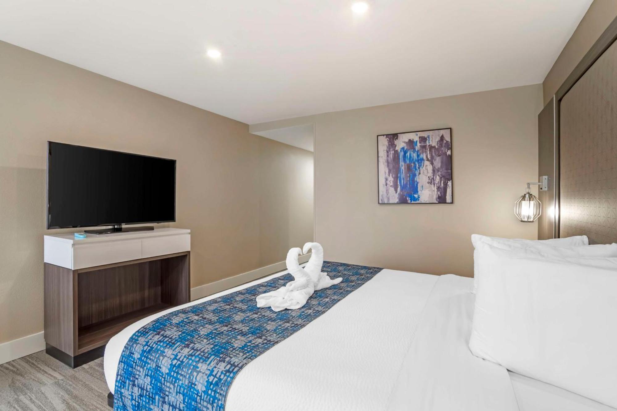 Best Western Plus Greenville I-385 Inn & Suites Bagian luar foto