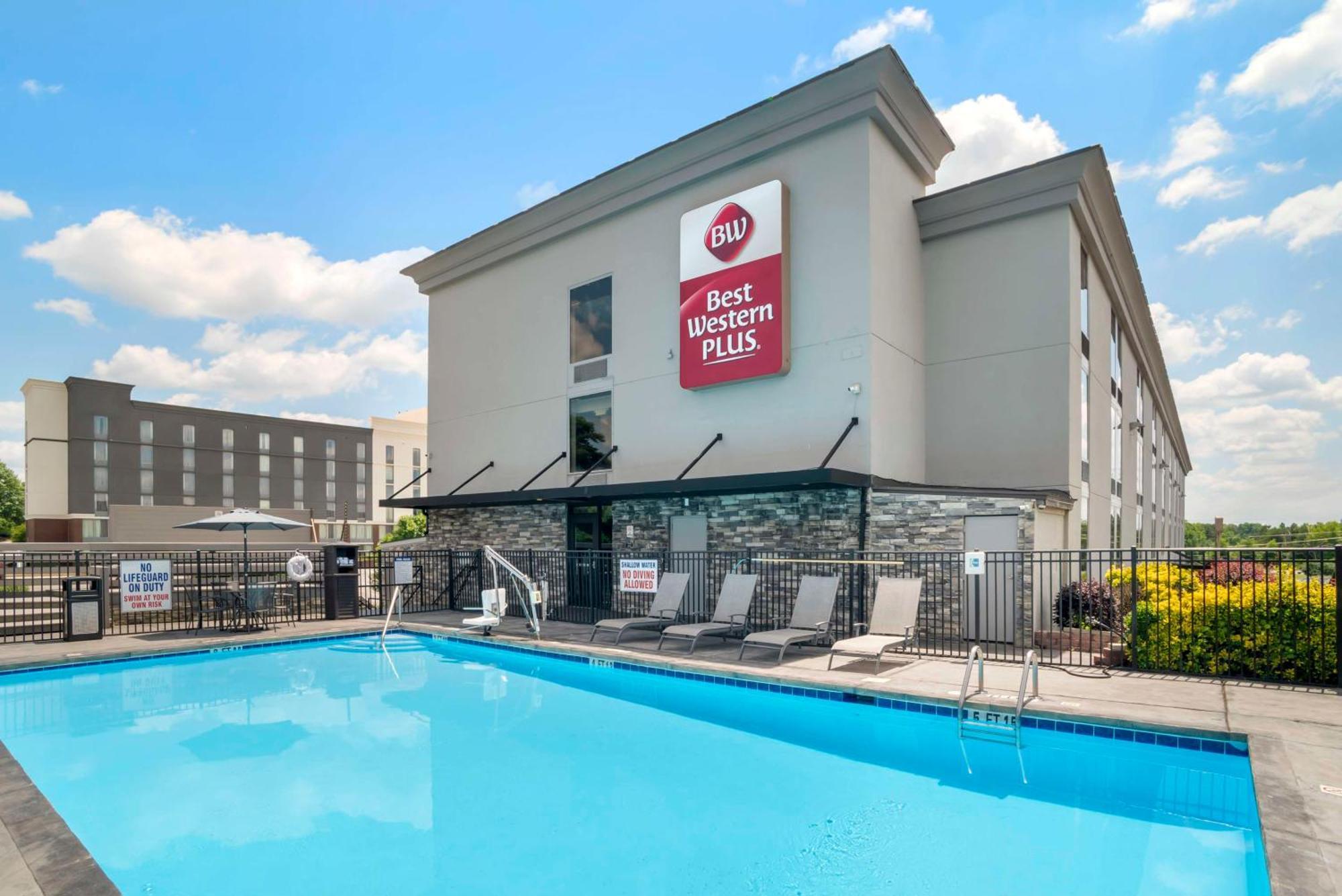 Best Western Plus Greenville I-385 Inn & Suites Bagian luar foto