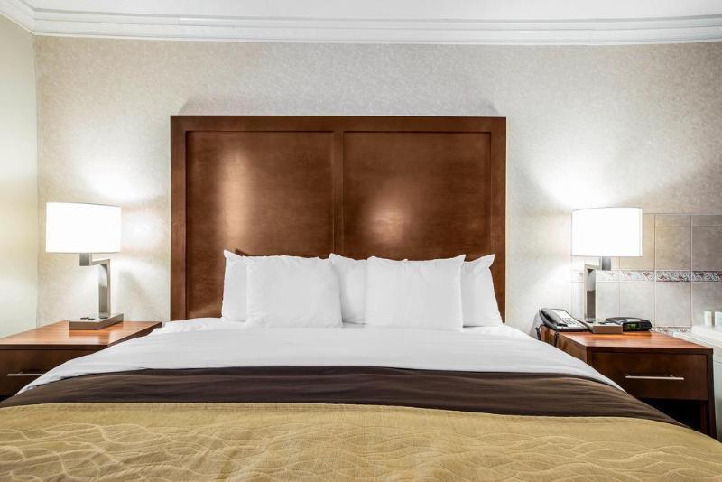 Best Western Plus Greenville I-385 Inn & Suites Bagian luar foto